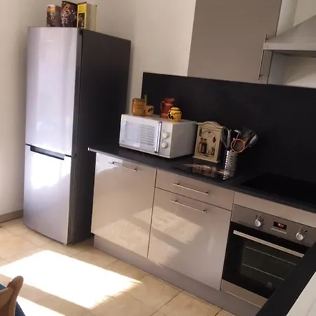 Villa Avec Jardin A Avec Piscine Privee Ouverte Toute L'annee Poussan