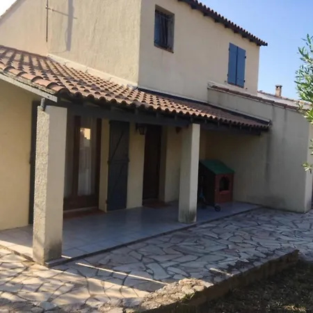 Villa Avec Jardin A Avec Piscine Privee Ouverte Toute L'annee