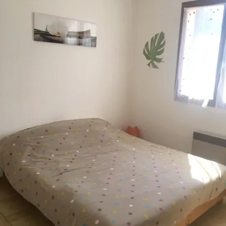 De 3 Avec Piscine Privee Jardin Clos Et Wifi A