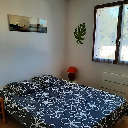 Villa Avec Jardin A Avec Piscine Privee Ouverte Toute L'annee *