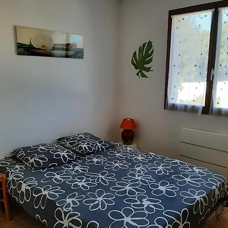De 3 Avec Piscine Privee Jardin Clos Et Wifi A Villa *