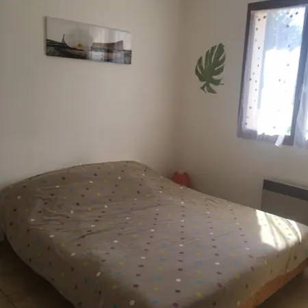 De 3 Avec Piscine Privee Jardin Clos Et Wifi A Villa *