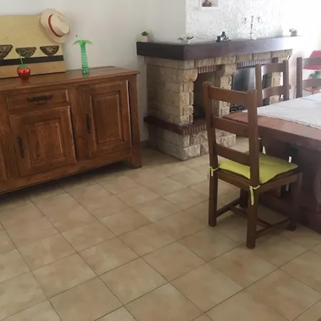 De 3 Avec Piscine Privee Jardin Clos Et Wifi A